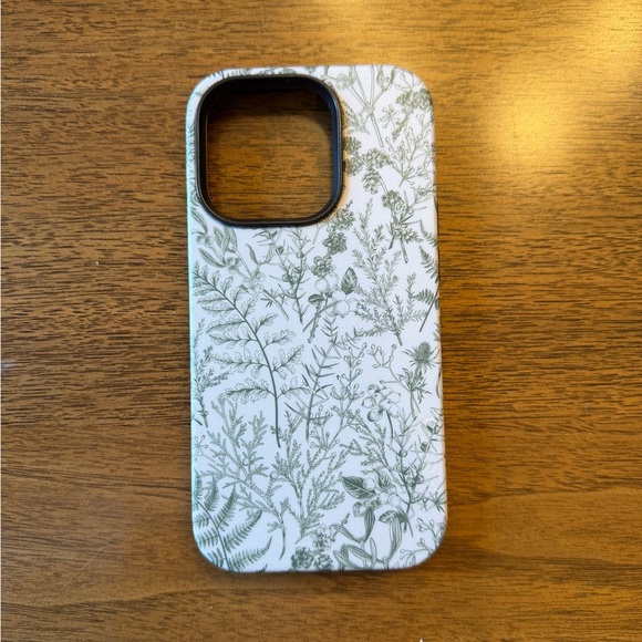 Casely Sage Garden Green Floral Bold + MagSafe iPhone 14 Pro case - Picture 2 of 5